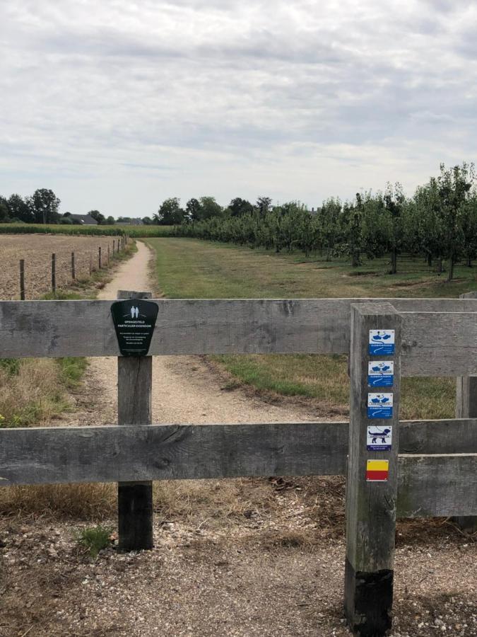 Gastenverblijf Op De Prins Hendrik Hoeve In Buren Buren  Экстерьер фото